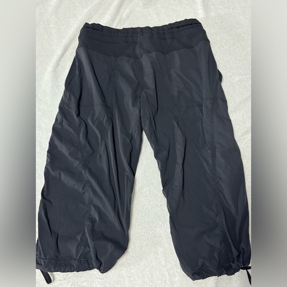 Lululemon Black Crop Studio Pants - Picture 7 of 11